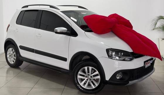 VOLKSWAGEN CROSSFOX 1.6 MI FLEX 8V 4P AUTOMATIZADO VOLKSWAGEN CROSSFOX 1.6 MI FLEX 8V 4P AUTOMATIZADO